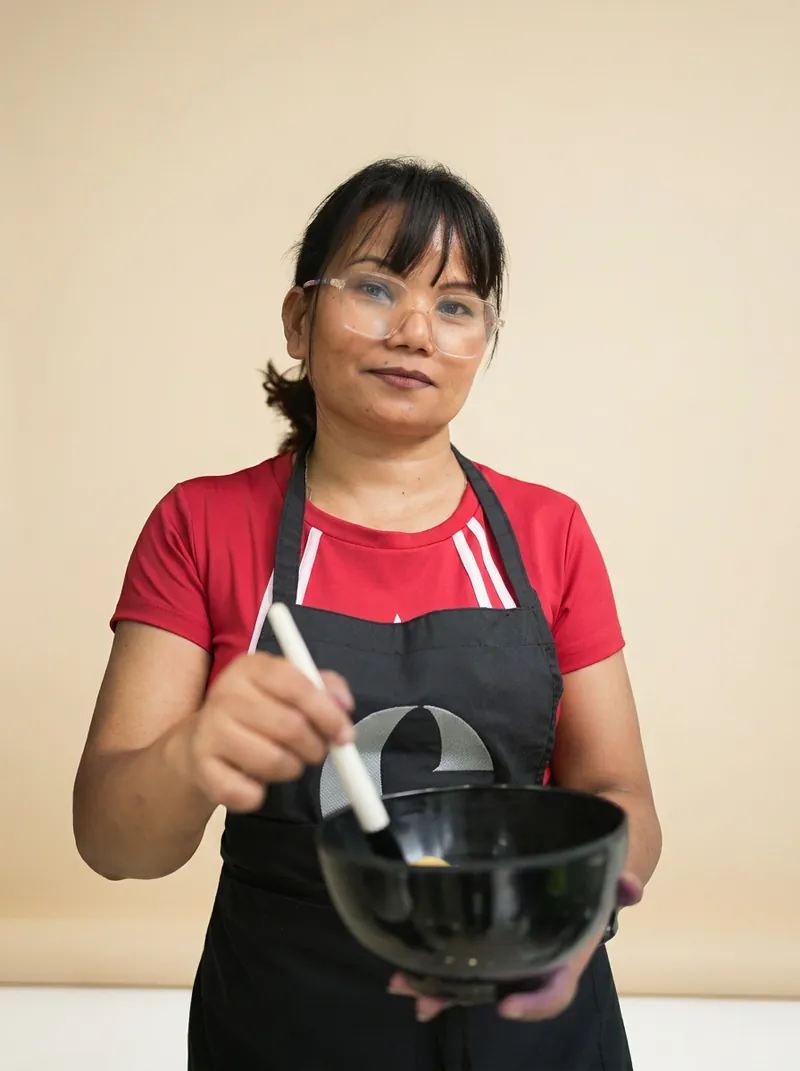 Regina — Beauty Expert at Évyra Salon